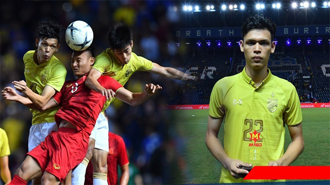 Đội nhà thua đầy nhục nhã, tiền đạo Thái Lan mặt đầy hớn hở lên nhận giải “Cầu thủ xuất sắc nhất”