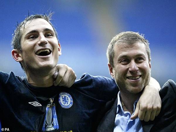 Tin bóng đá 25/1: Chelsea chính thức sa thải HLV Frank Lampard