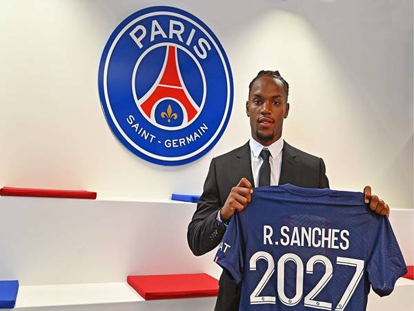 Renato Sanches trong màu áo Paris Saint-Germain