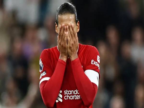 Tin Liverpool 8/1: Virgil van Dijk vắng mặt ở trận Arsenal