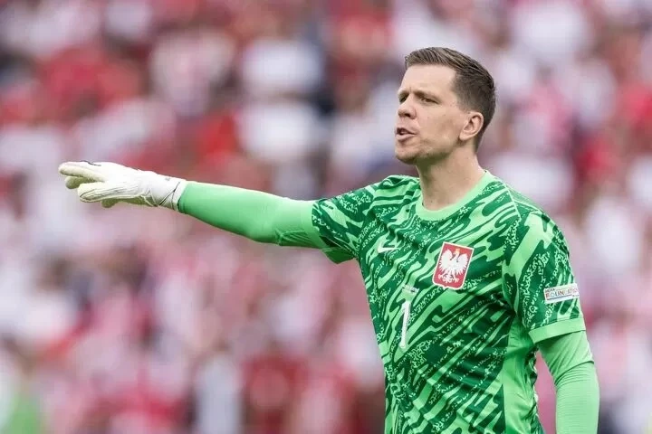 Bóng đá 26/09: Fabrizio Romano xác nhận Wojciech Szczesny cập bến Barca