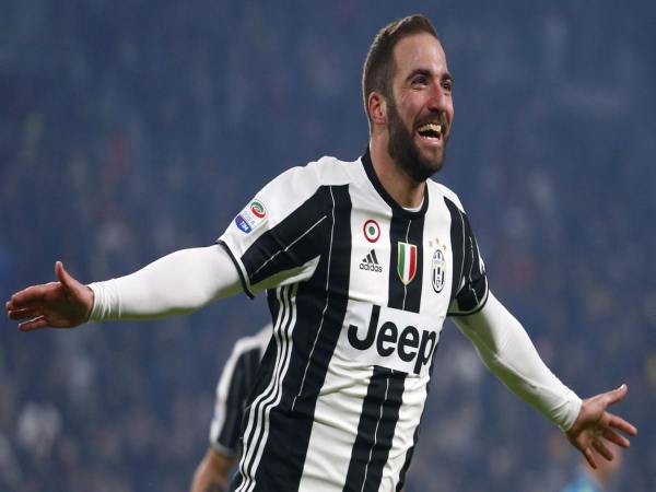 Tiền đạo Gonzalo Higuaín