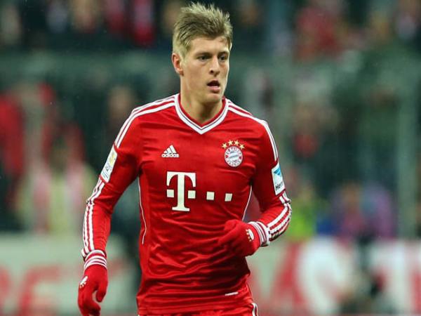 Tiền vệ Toni Kroos