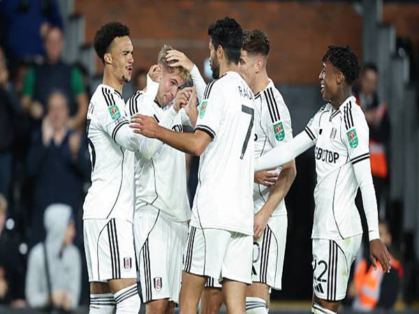 Fulham thay đổi đội hình, gặp khó trước Cambridge