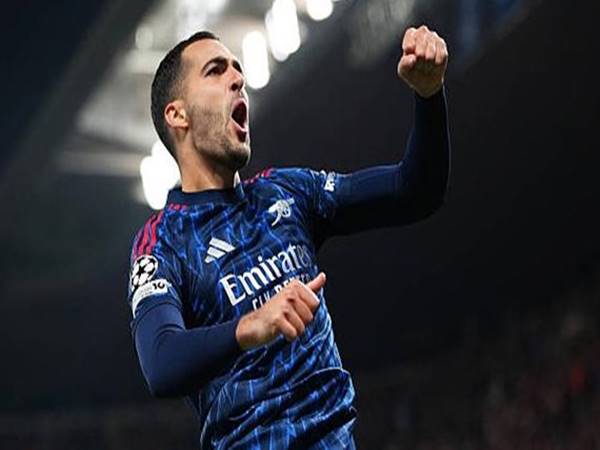 Tin Arsenal: Merino tỏa sáng giúp Arsenal thắng Slavia Prague