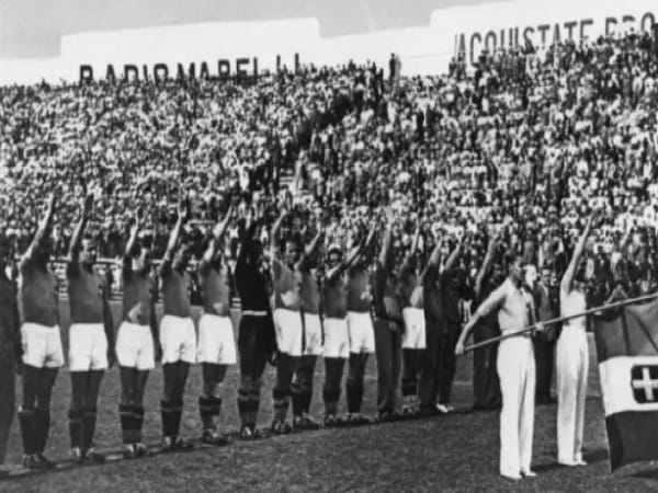 Đội tuyển bóng đá Ý vô địch lần đầu tiên: Cột mốc lịch sử Đội tuyển bóng đá Ý vô địch lần đầu tiên: Cột mốc lịch sử